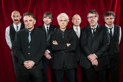 Wie ein Schauspiel - King Crimson verdrehen in der Stuttgarter Liederhalle sämtliche Synapsen 